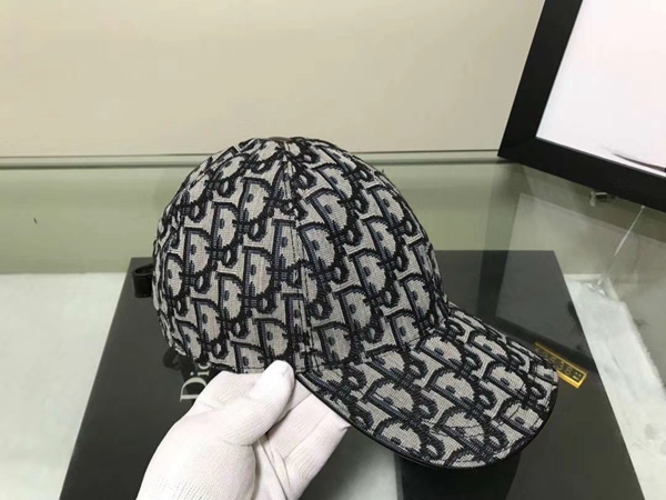 ブランド帽子背面デザイン